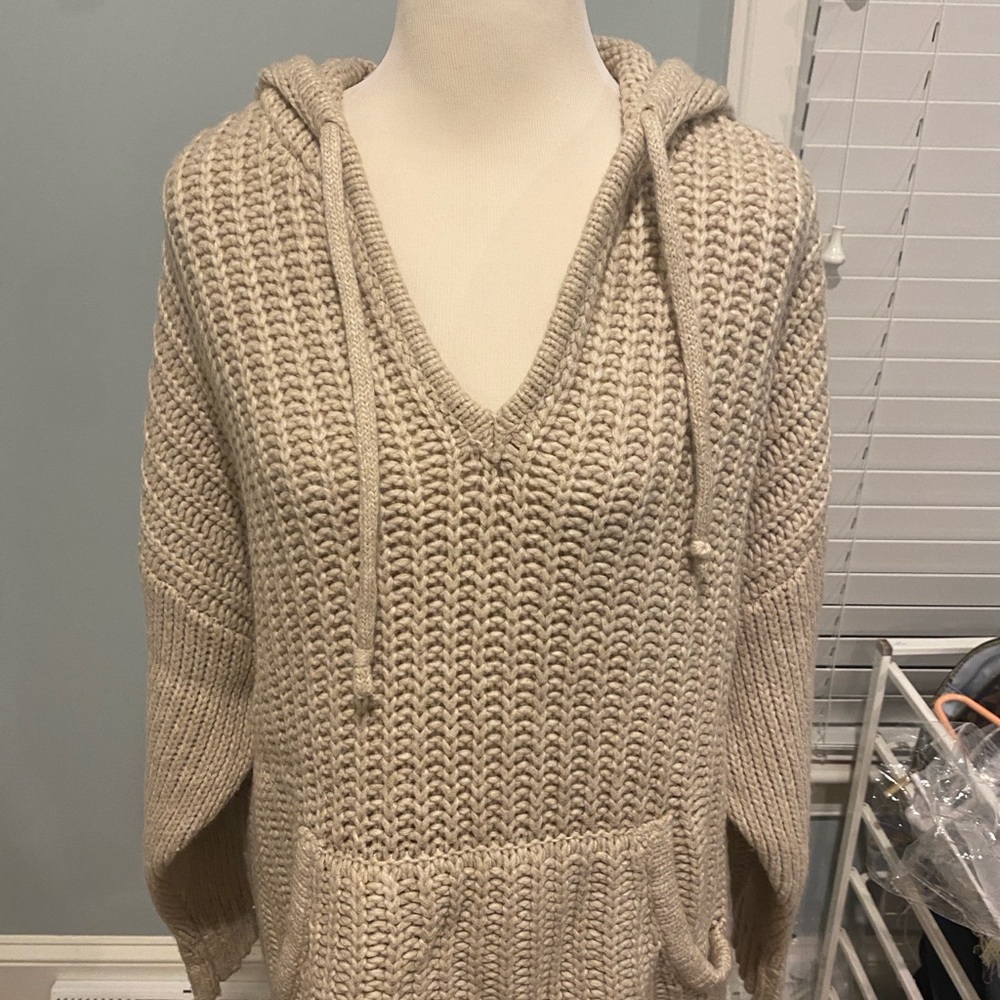 Aerie Chunky Knit Sweater in Cream